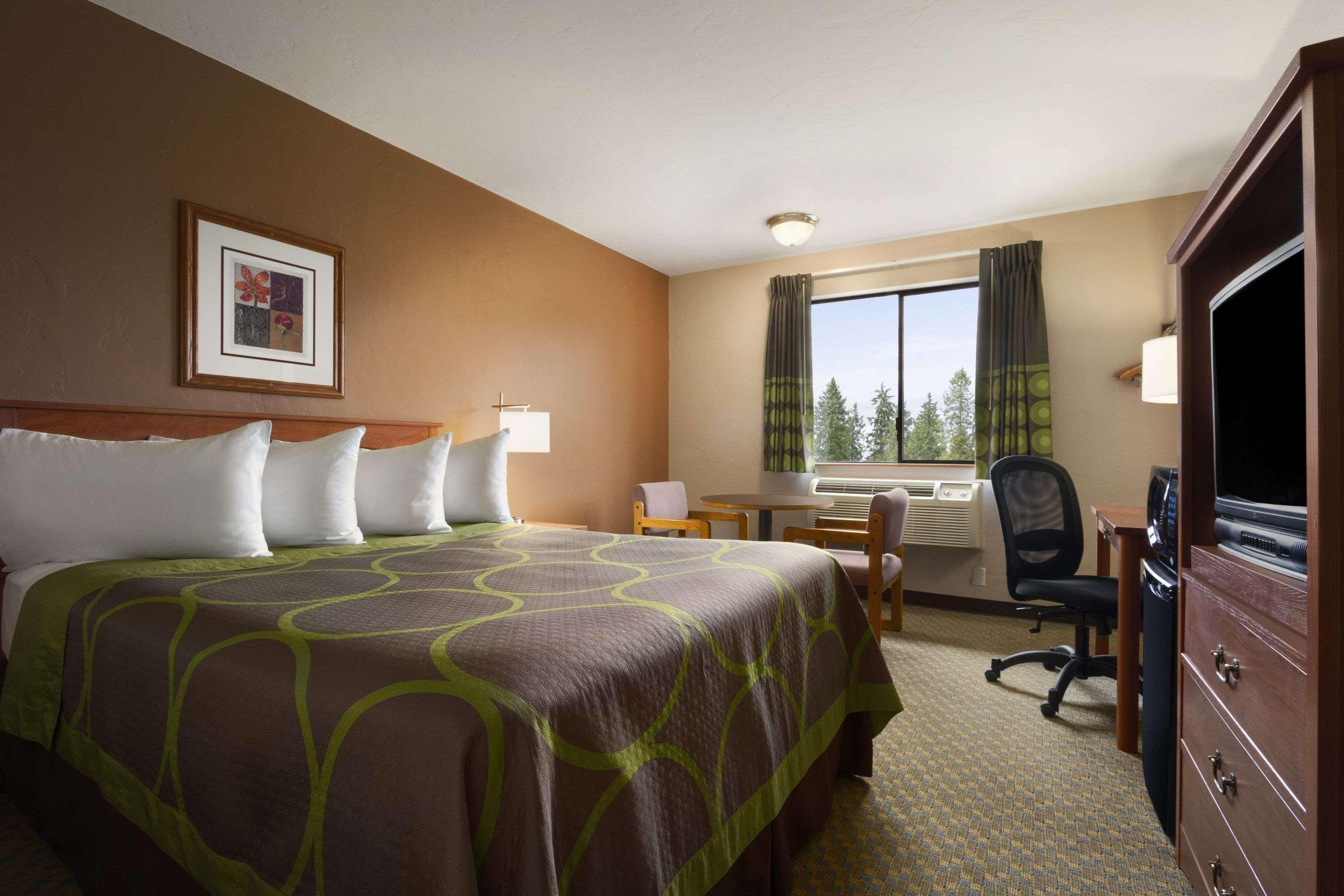 Super 8 By Wyndham Port Angeles At Olympic National Park Exterior foto